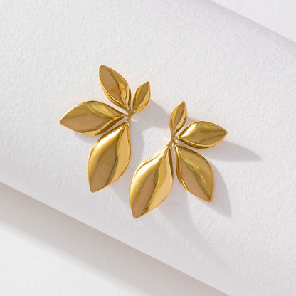 Neike Leaf Earrings