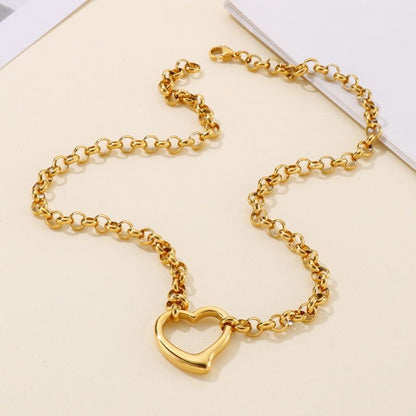 Cora Heart Necklace