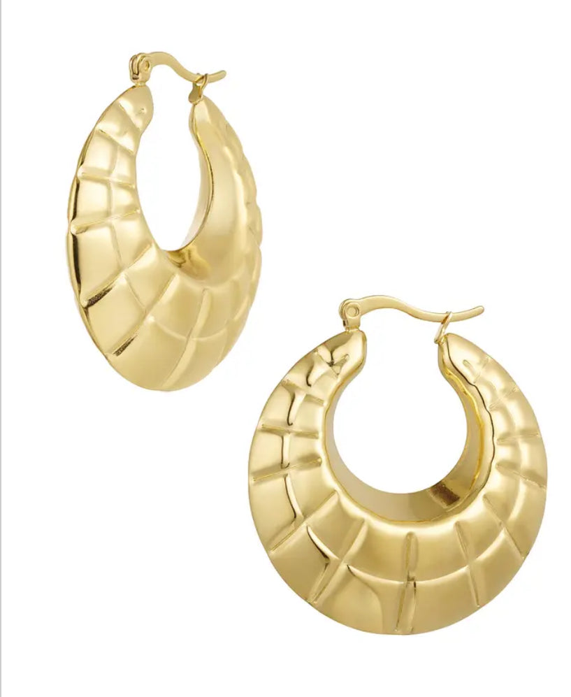 Lupe Hoop Earrings