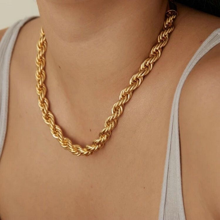 Classy Rope Chain Necklace