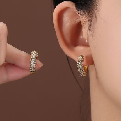 Eleonor Huggie Earrings