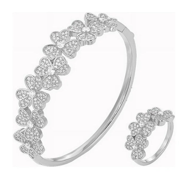 Clover Bangle Bracelet