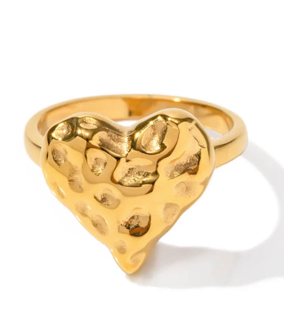 Cora Heart Ring