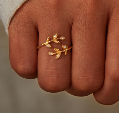 Daisy Story Ring