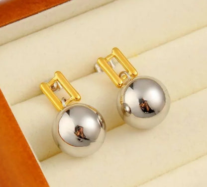 Two Tone Drop Studs