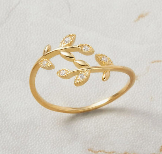 Daisy Story Ring