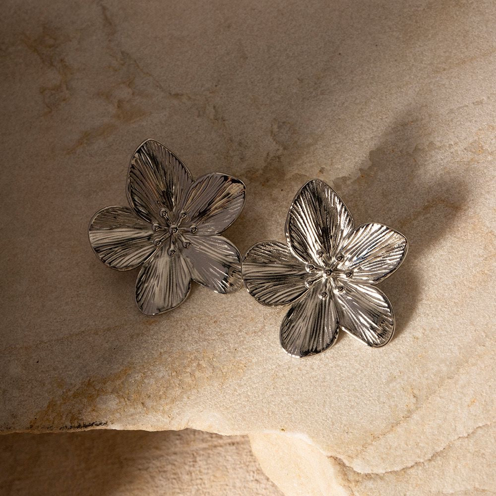 Serena Flower Earrings