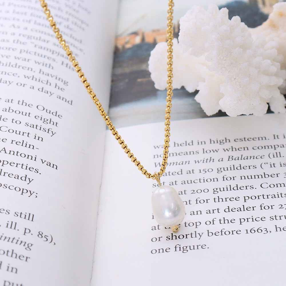 Single Pearl Necklace