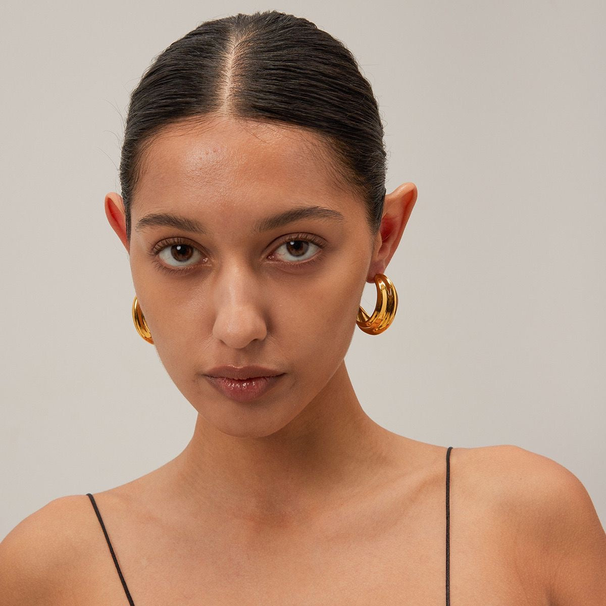 Isadora Chunky Hoop Earrings