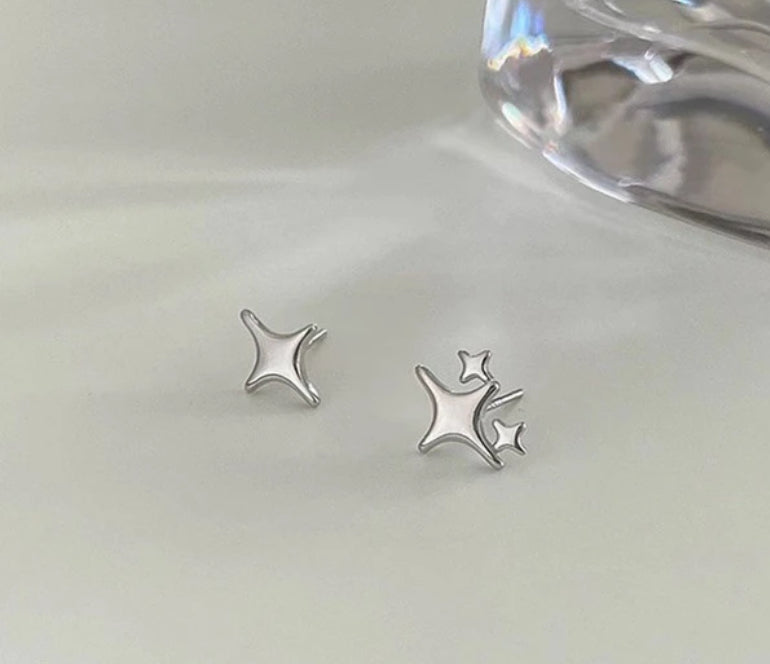 Tene Stars Studs