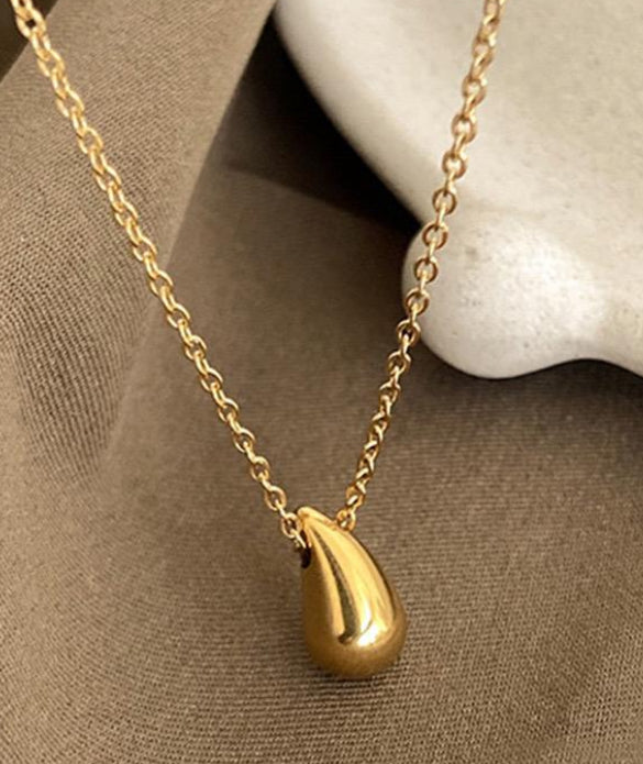 Mini Teardrop Pendant Necklace