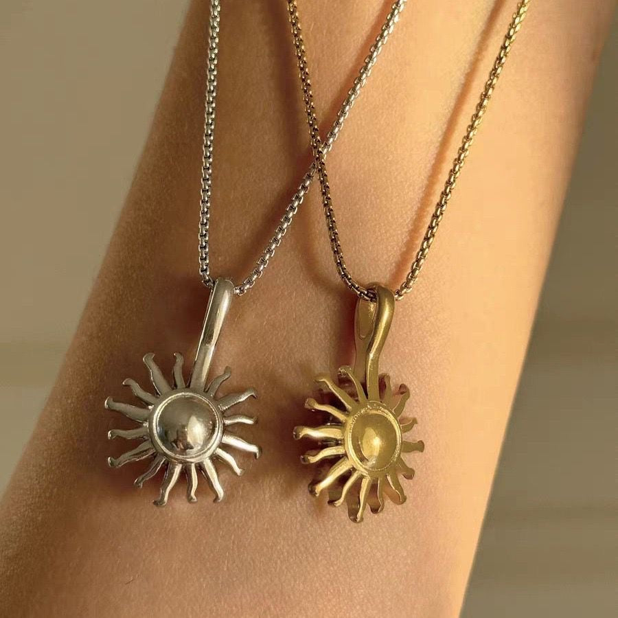 Daylight Sun Pendant Necklace