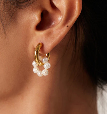 Sasha Dangle Pearl Earrings