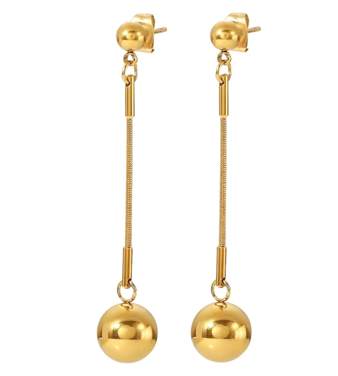 Loraine Dangle Earrings