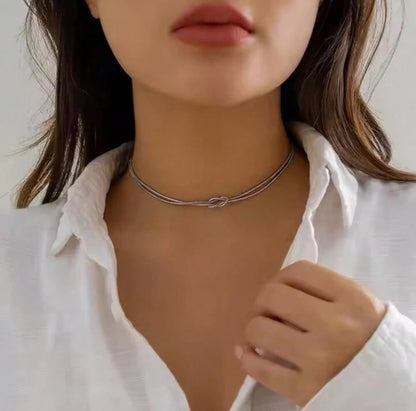 Collar de nudo de cadena