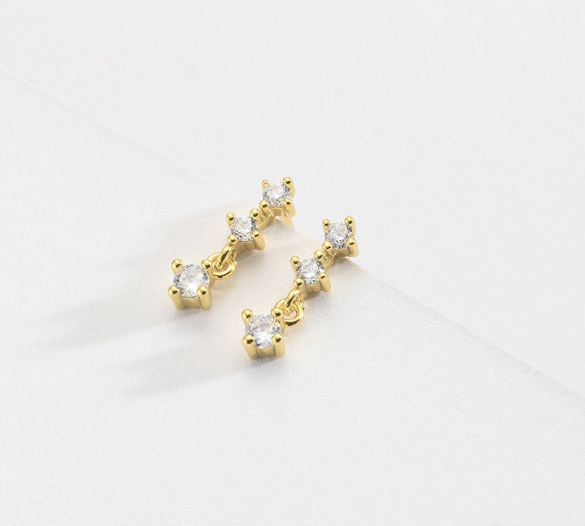 Suvi Stud Earrings